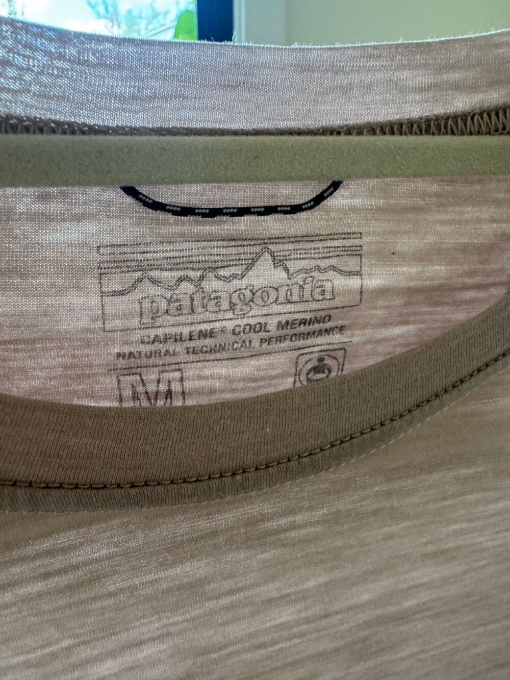 Patagonia Capilene Cool Merino Wool sz M - Picture 3 of 5